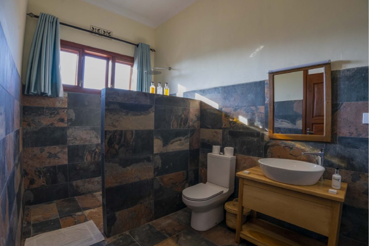 Lake Eyasi Safari Lodge rooms